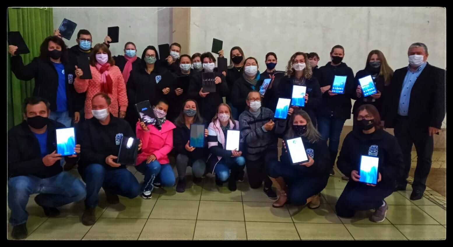 TABLETS PARA AGENTES DE SAÚDE